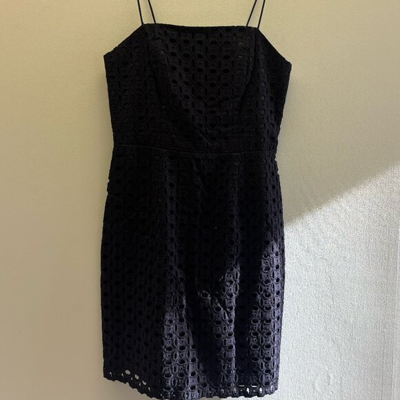 BANANA REPUBLIC MINI EYELET DRESS - Picture 1 of 2